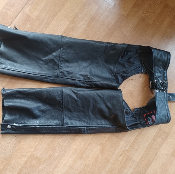 Motorcycle chaps interstate leather size small short black leathet - Picture 3 of 5